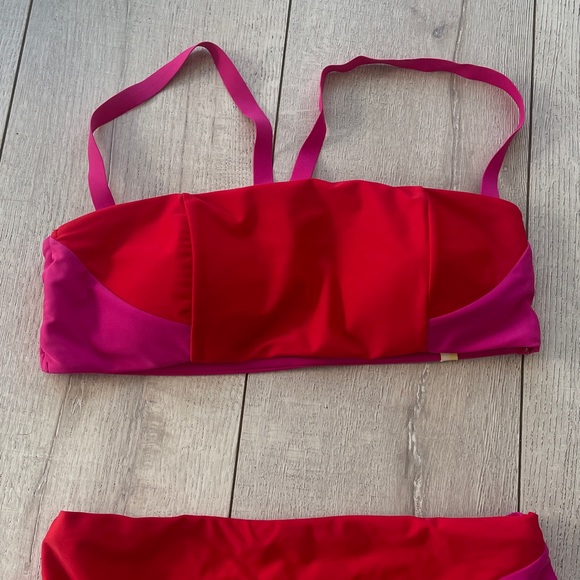 Summersalt Beige Ribbed Fabric red pink size 6 bikini like new - Picture 3 of 12